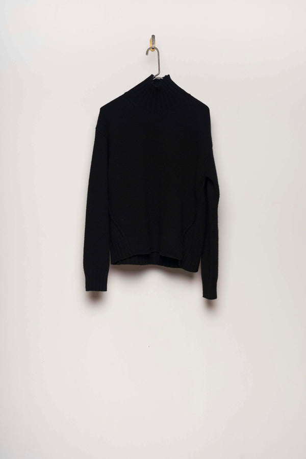 #2602 - high neck pullover