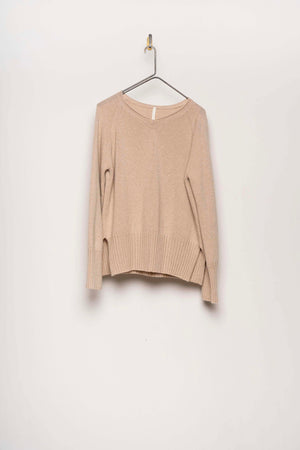 #2613 - v neck pullover