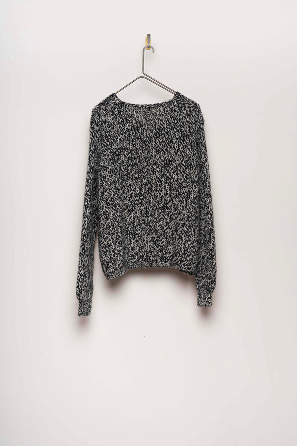 #2615 - v neck pullover