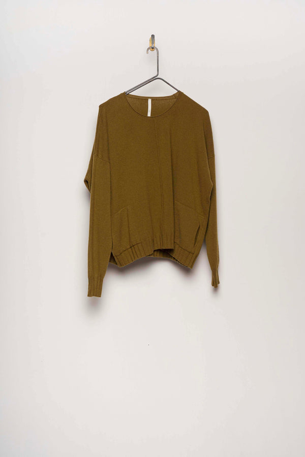 #2629 - pullover with pockets
