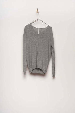 #2646 - v neck pullover