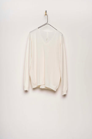 #2646 - v neck pullover