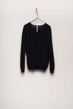 #2646 - v neck pullover