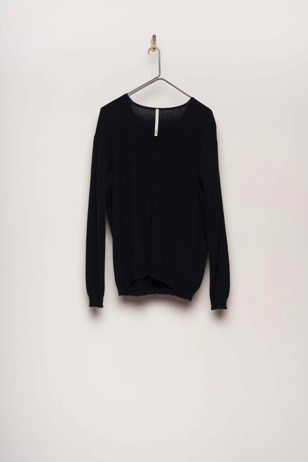 #2646 - v neck pullover