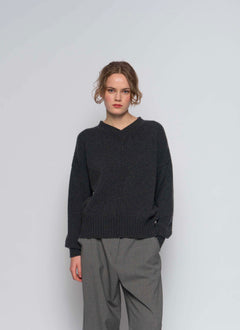 #2604 - v neck pullover