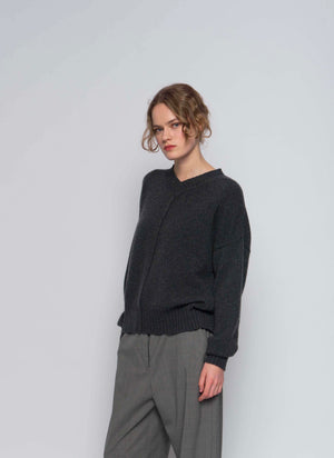 #2604 - v neck pullover