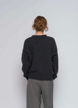 #2604 - v neck pullover