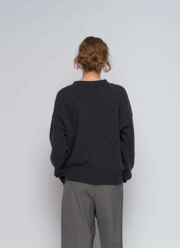 #2604 - v neck pullover