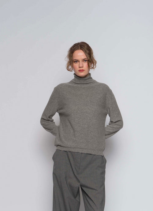 #2641 - high neck pullover