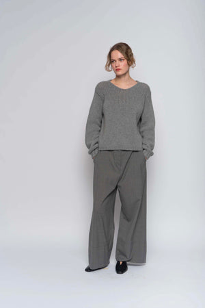 #2615 - v neck pullover
