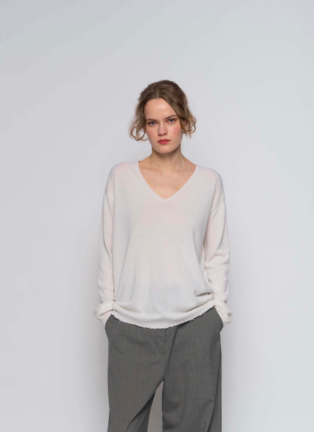 #2646 - v neck pullover