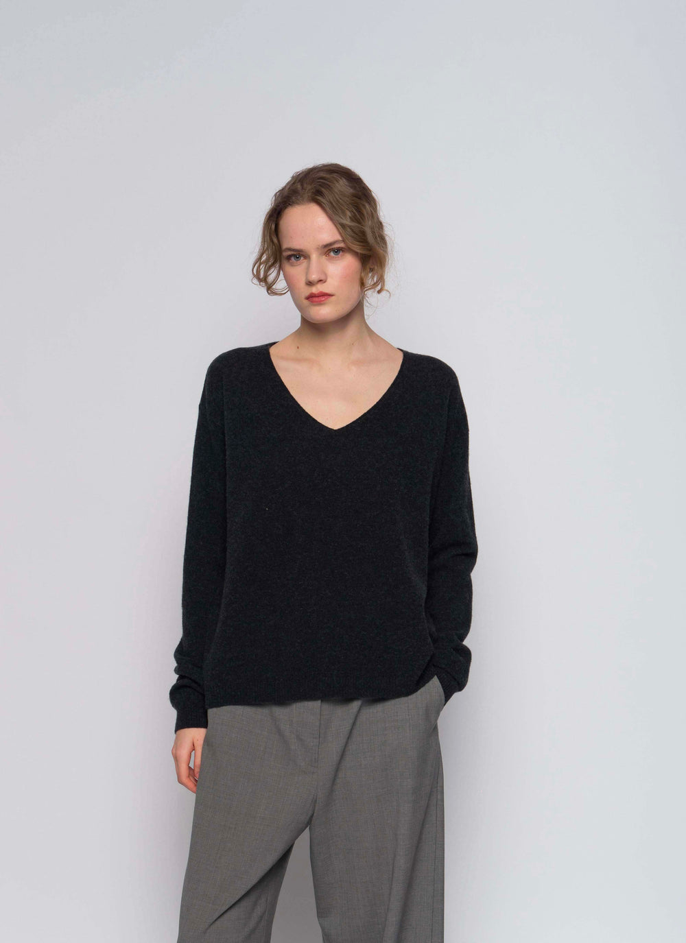 #2674 - v neck pullover