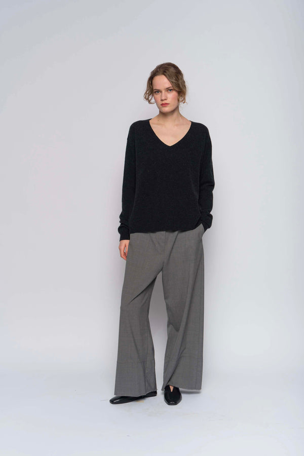 #2674 - v neck pullover