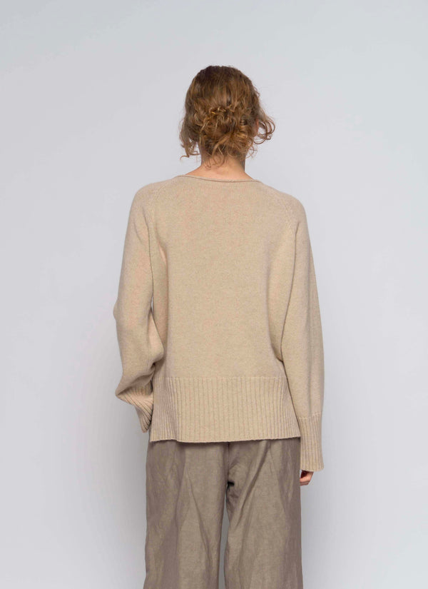 #2613 - v neck pullover