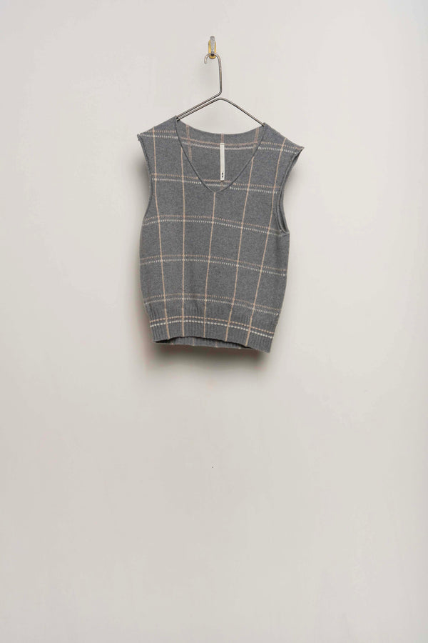 #2627 - vest