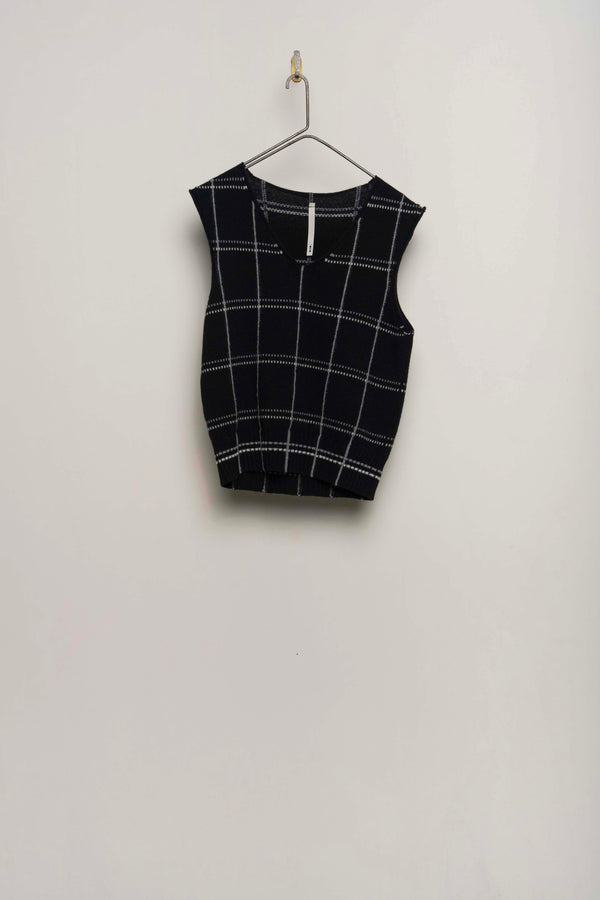 #2627 - vest