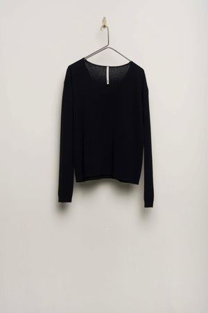 #2674 - v neck pullover