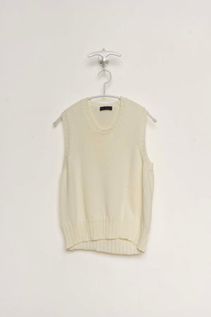 27403 - vest