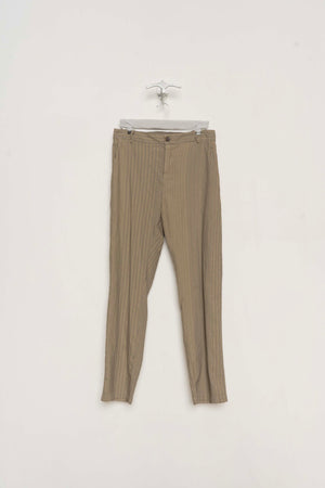 Man’s Pants Prosper - 27522