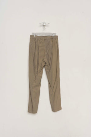 Man’s Pants Prosper - 27522