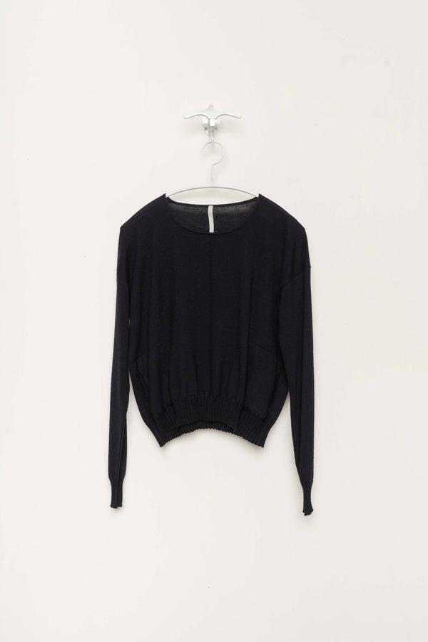 #2711 - pullover with pockets