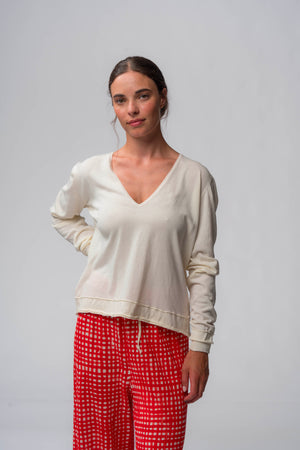 #2723 - v neck pullover