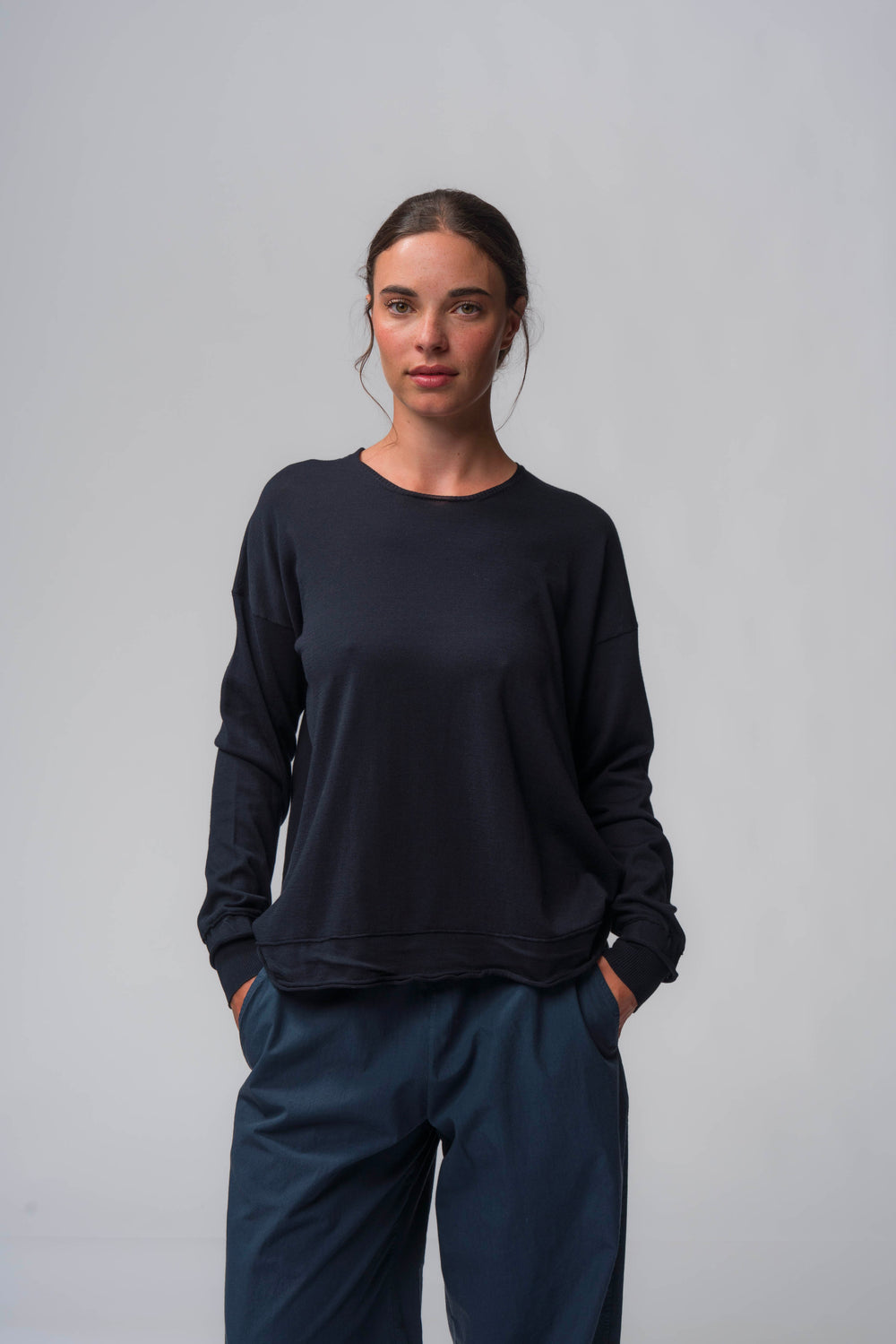 #2722 - round neck pullover