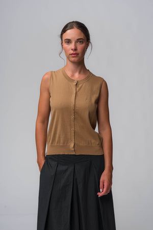 #2748 - vest