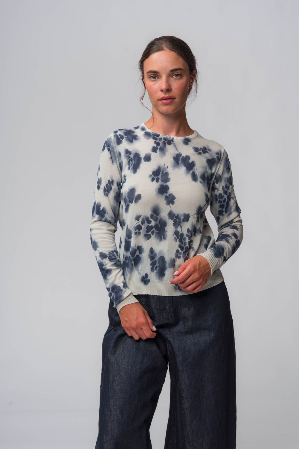 #2728 - round neck pullover